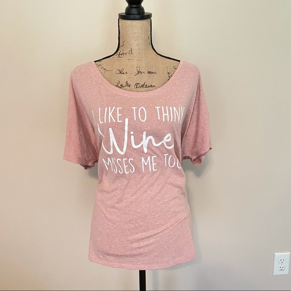 Maternity Top: I like to think wine misses me too - Picture 1 of 4
